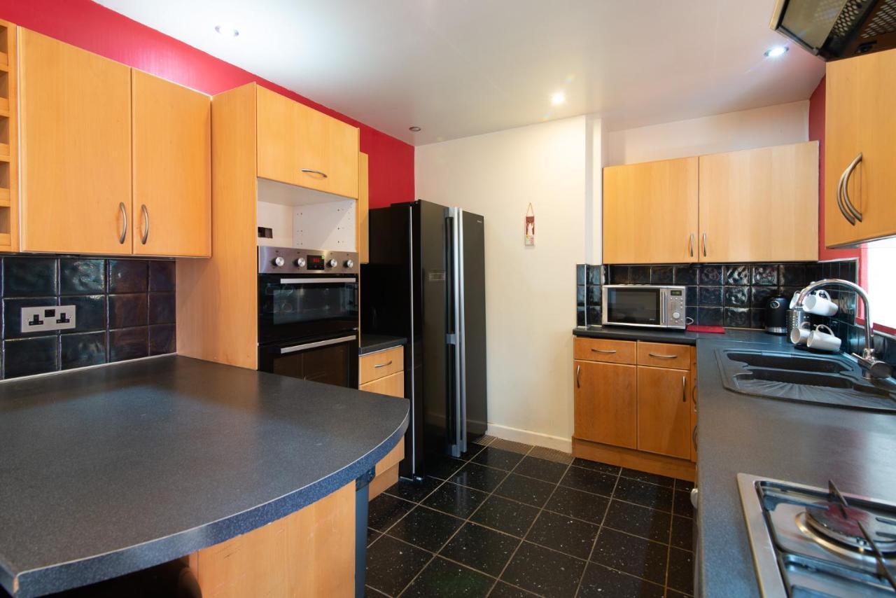 Harmony House- Impeccable 4-bed In Derby