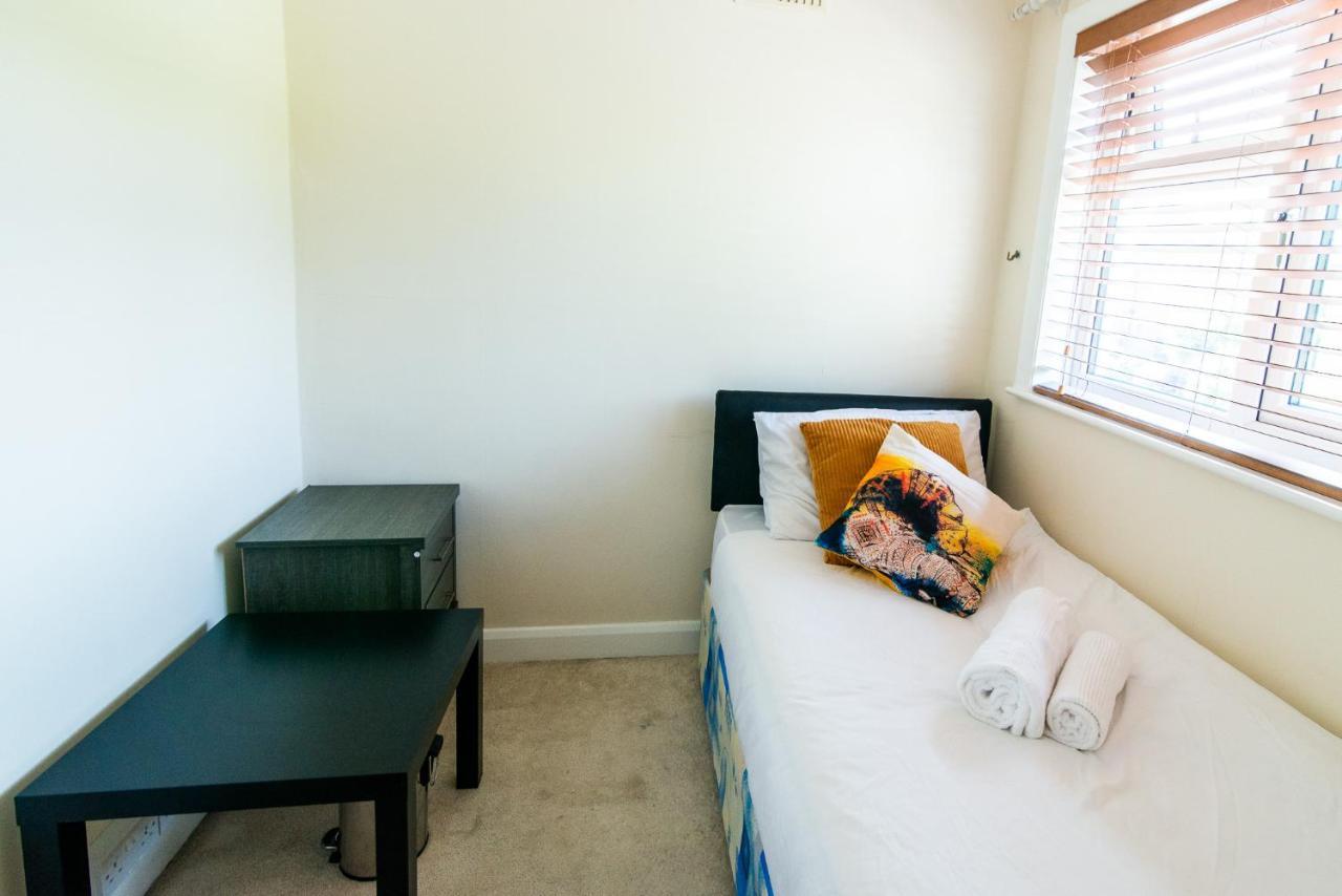 Harmony House- Impeccable 4-bed In *